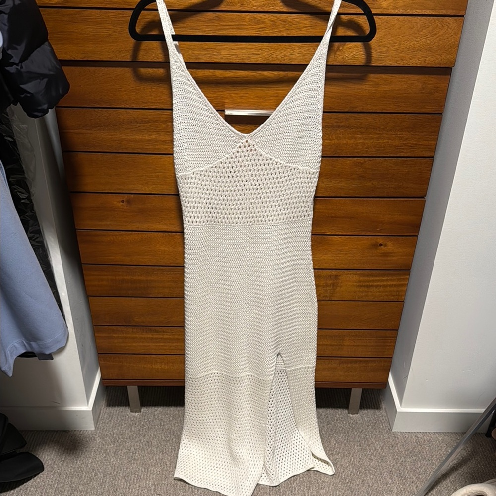 Elegant White Knit Dress Aritzia